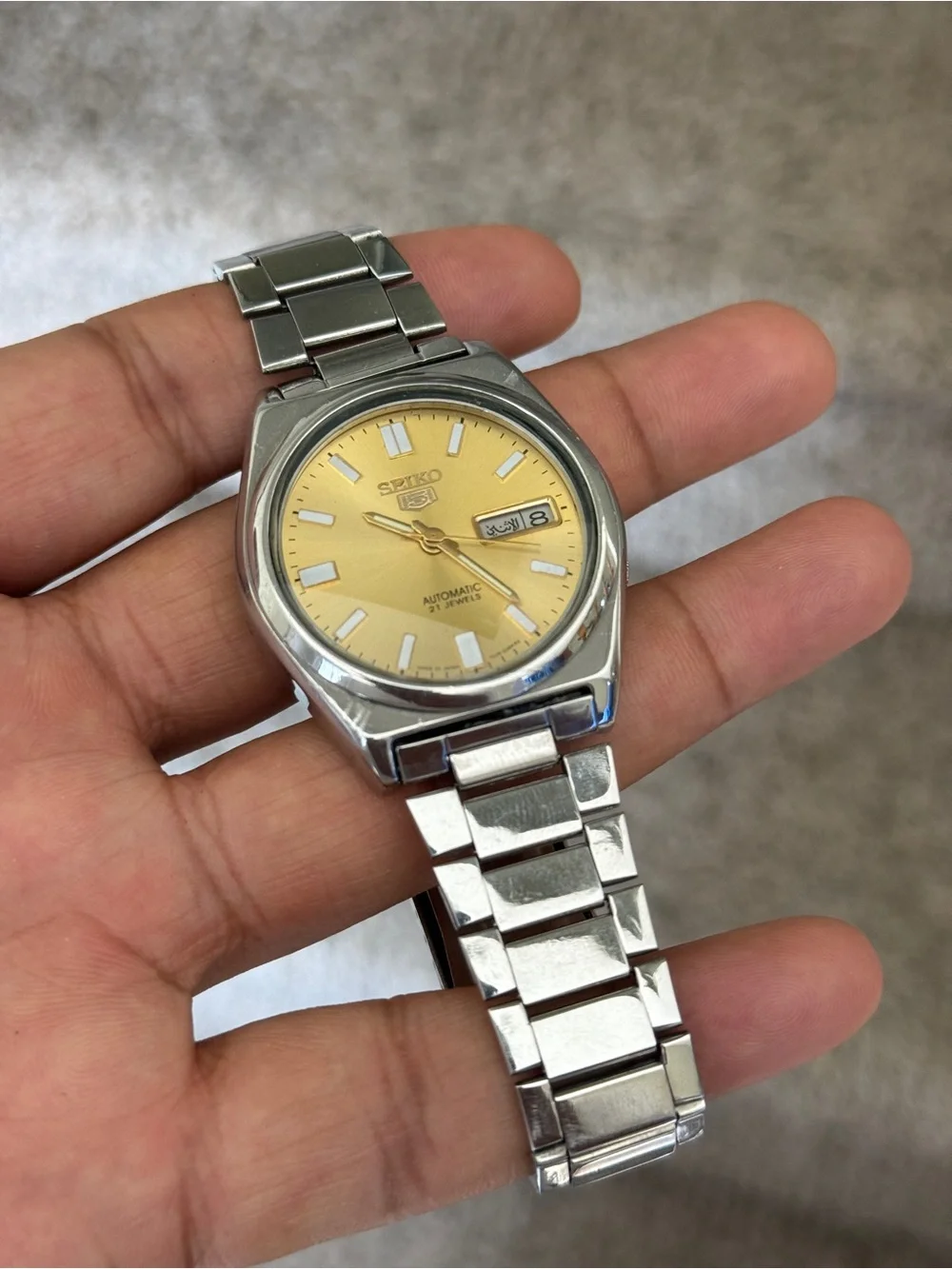 Seiko vintage Golden Sunburst Dial Retro Sports5 Rare Day Date Mens Watch